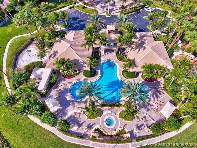Foto del edificio - 8800 Cobblestone Point Cir