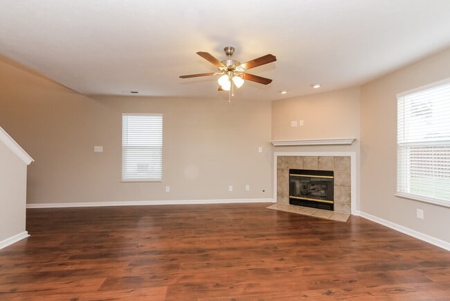 Building Photo - 8047 Twin River Dr