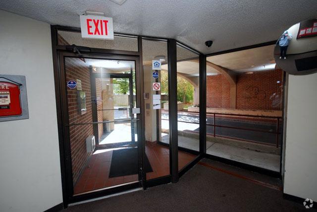 Entrance - Green Oak Stockade View Apartments