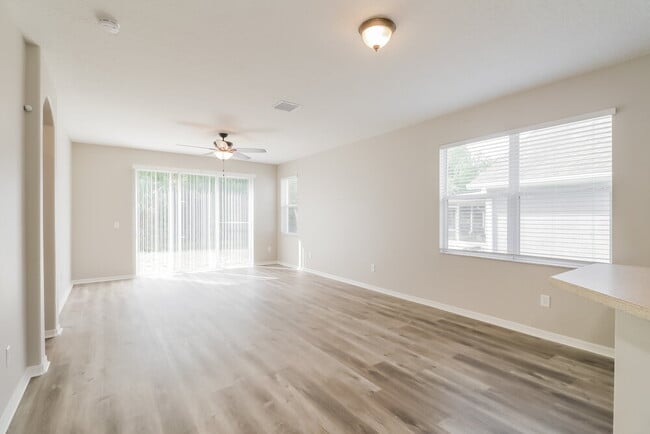 Building Photo - 5850 Sweet William Terrace