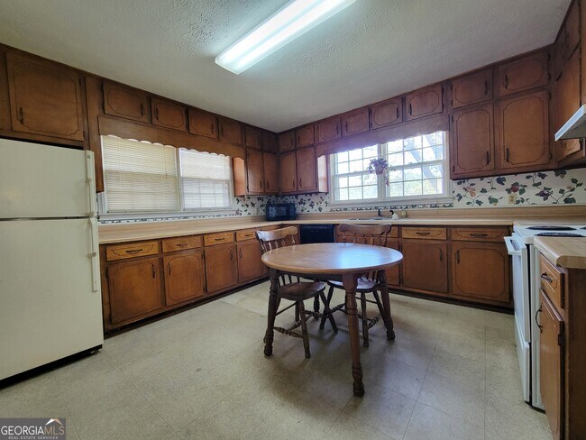 Building Photo - 475 Bankhead Hwy