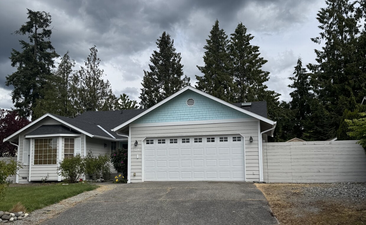 Primary Photo - 424 S 29th Pl