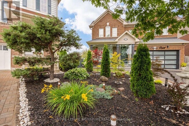 Photo du bâtiment - 1156 Cotswold Ct