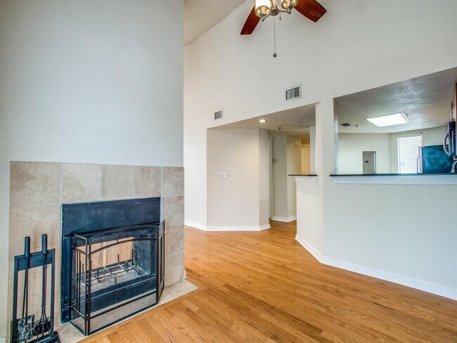 Foto del edificio - 3901 Travis St