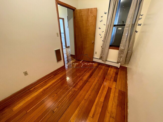 Foto del edificio - 369 Centre St