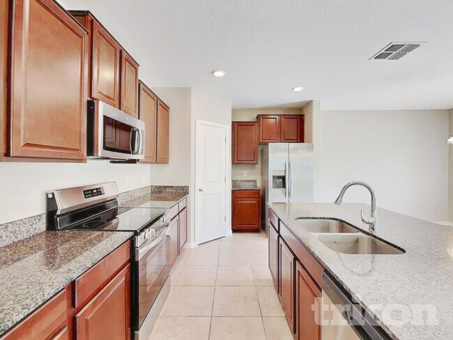 Building Photo - 12727 Lemon Pepper Dr