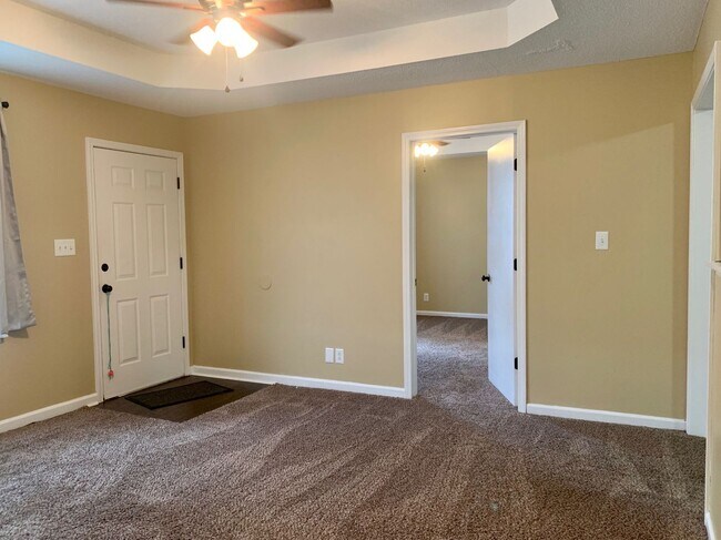 Foto del edificio - Conveniently Located! Cute home with 3 bed...