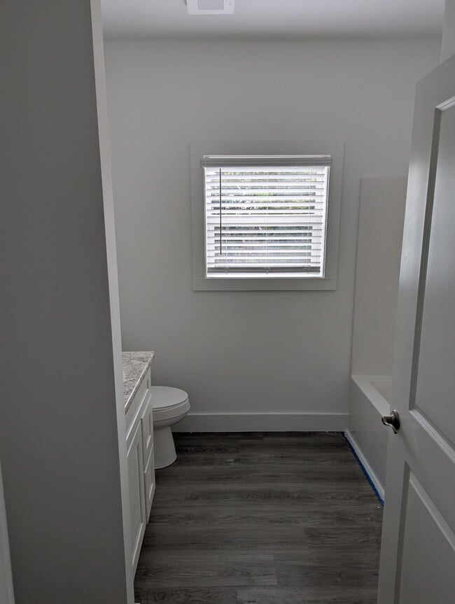 Hallway bathroom - Coco Palms