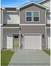 Building Photo - 1302 Leeway Dr