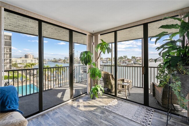 Foto del edificio - 10420 Gulf Shore Dr