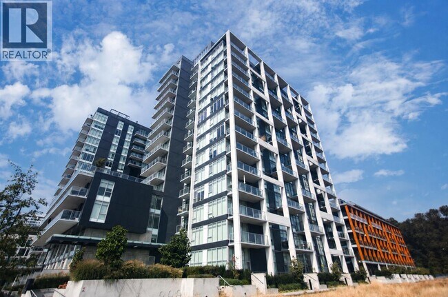 Building Photo - 3581 E Kent Avenue N