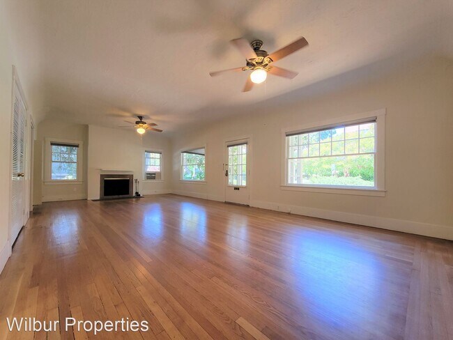 Foto del edificio - 1 br, 1 bath House - 400 Webster Street