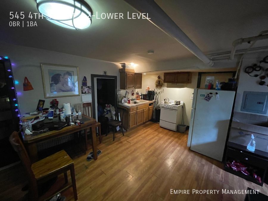 Building Photo - Lower level: Studio / 1 Bathroom Apartment...