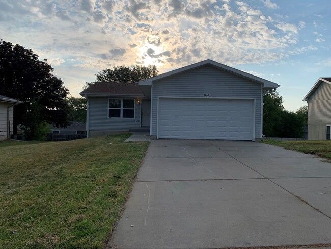 Building Photo - 2408 NW 51st St