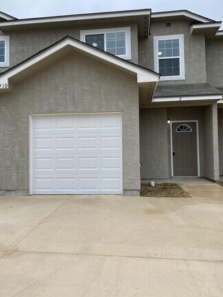 Building Photo - 16910 Showdown Path