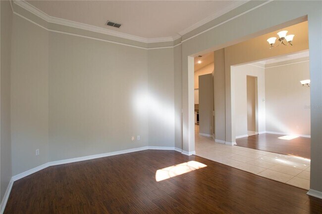 Building Photo - 10050 Canopy Tree Ct