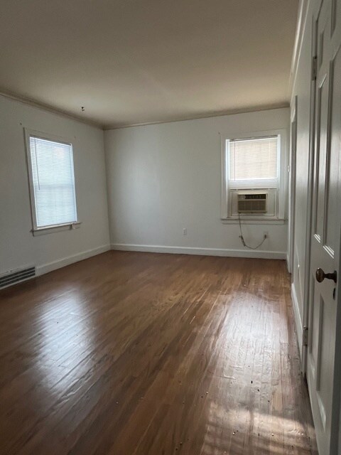 Foto del edificio - 45883 Cass Ave