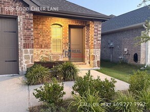 Building Photo - 848 Good Cheer Ln