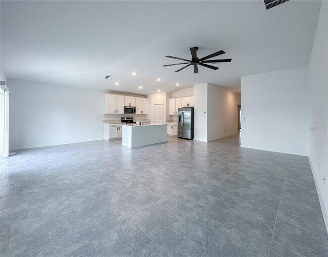 Building Photo - 977 Waterfall Blvd