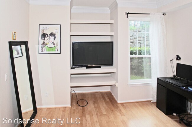 Building Photo - 1 br, 1 bath House - 1600 Spring Gate Dr #...