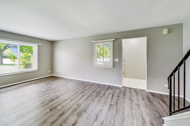 Building Photo - 2447 Brunswick Cir
