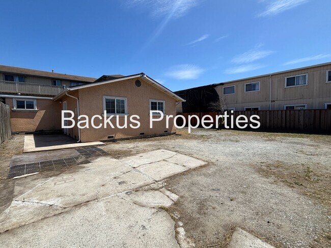 Foto del edificio - 516 James St