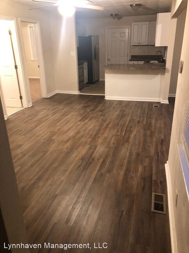 Foto del edificio - 3 br, 2 bath House - 3304 Nelson St