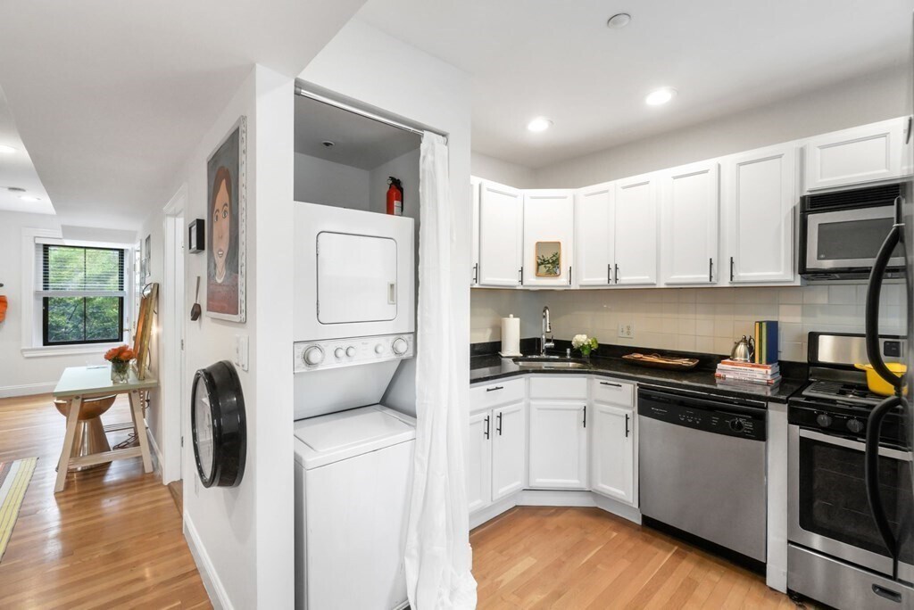 Foto principal - 13 Waltham St