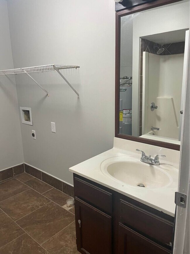 174 S Killarney Ln, Richmond, KY 40475 Townhome Rentals in Richmond