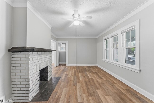 Building Photo - 3400 W 117th St