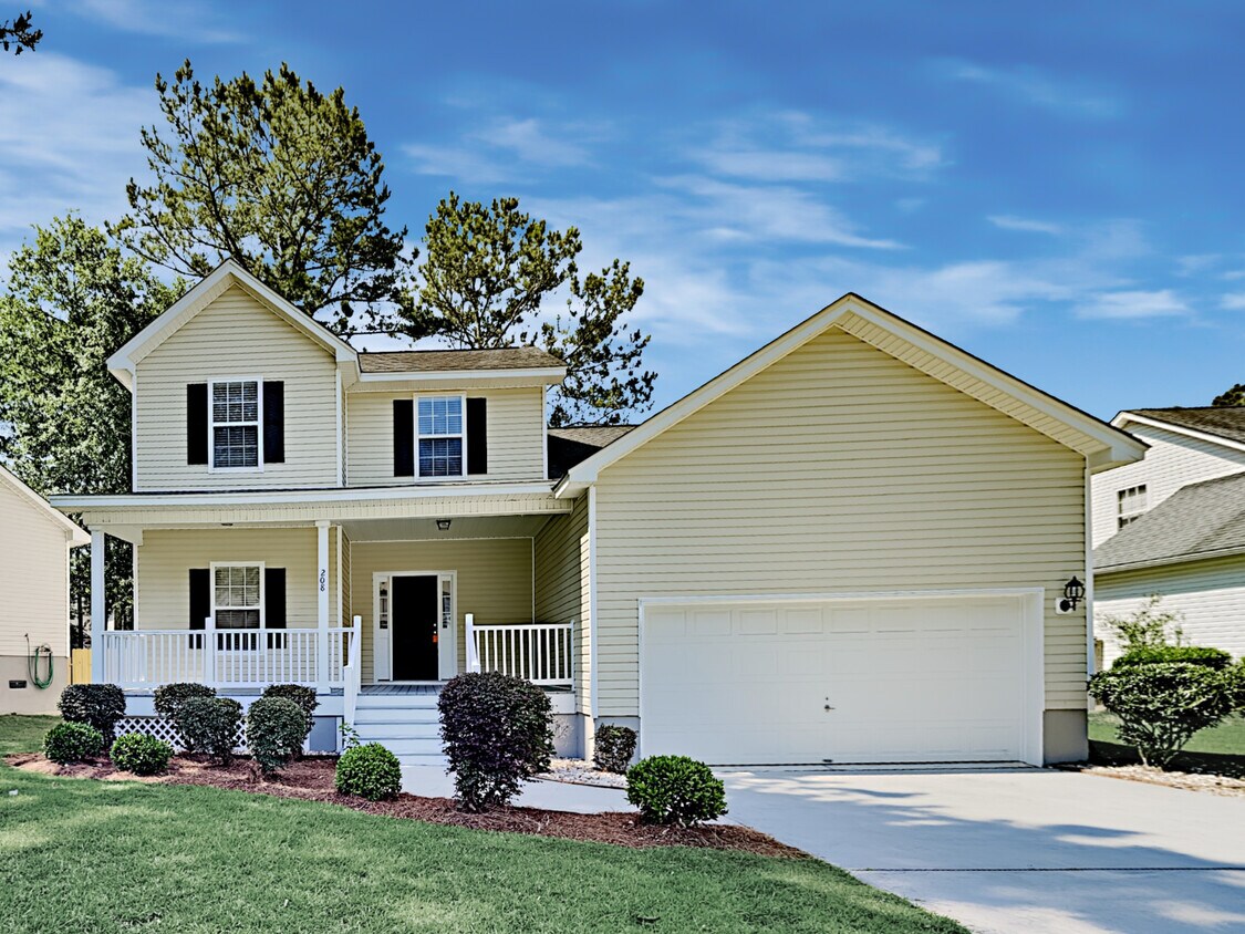 208 Castlewood Court