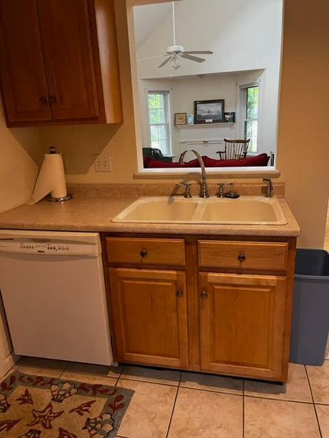 Kitchen pass through - 74 Plymouth Grove Dr