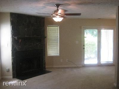 Foto principal - 663 Bartons Landing Pl