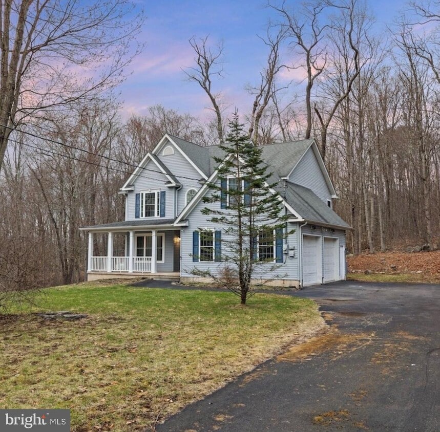 Foto principal - 1141 Riverside Heights W