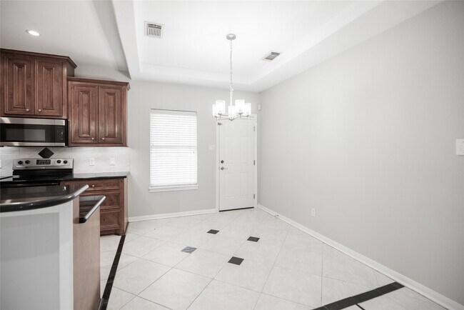 Foto del edificio - 13165 Snow Ln