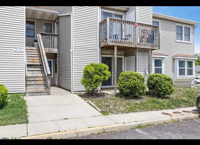 Foto del edificio - 700 N Franklin Blvd