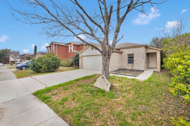 Building Photo - Home available in NW San Antonio