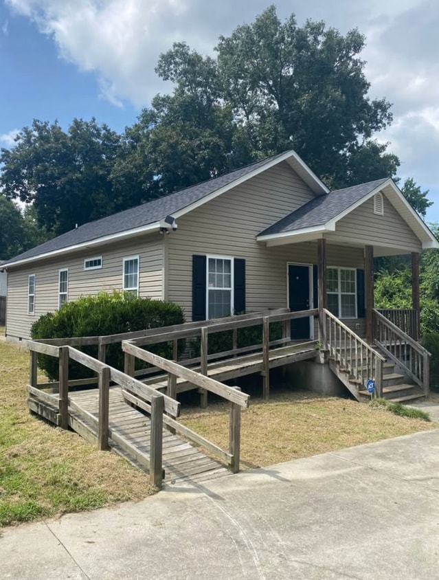 Foto del edificio - 577 Manly Ave