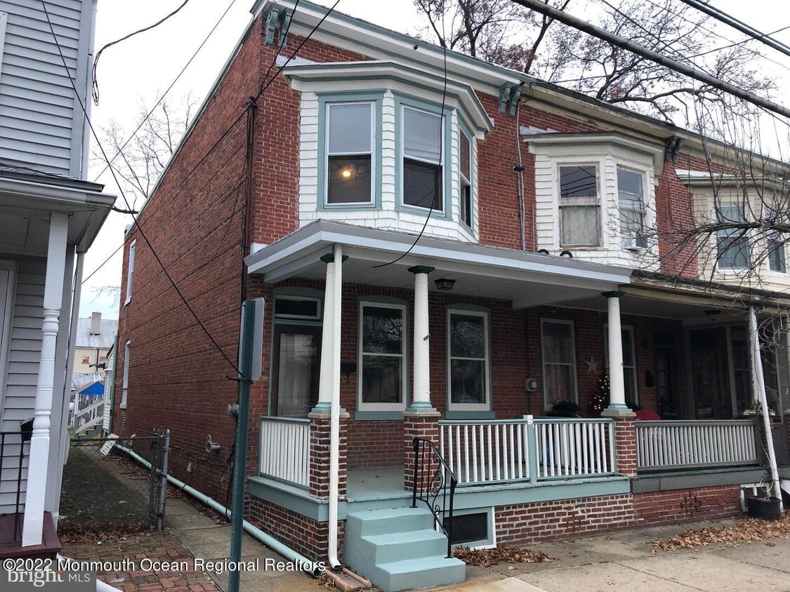 Primary Photo - 53 Elizabeth St