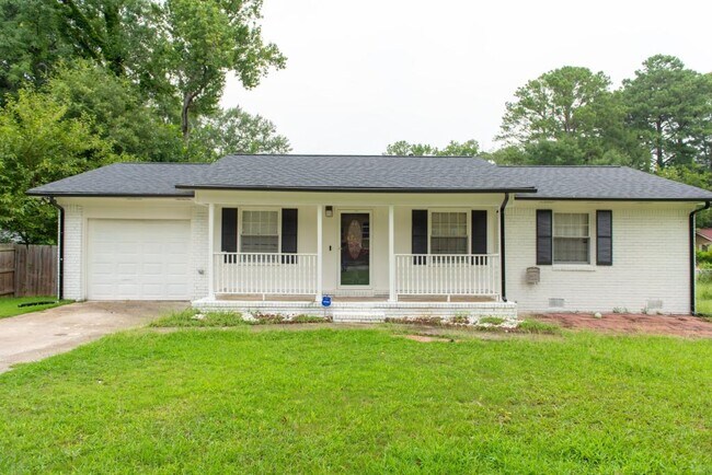 Foto del edificio - 6205 Fieldcrest Dr