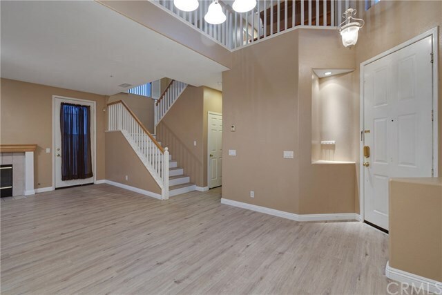 Foto del edificio - 1618 Hayes Ct