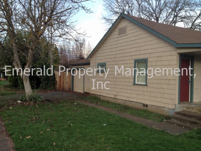 Foto del edificio - Mis-Springfield 2 bedroom house