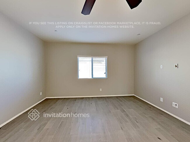 Foto del edificio - 21130 W Cypress St