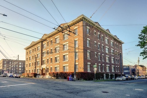 Primary Photo - Chandler Hall - Studio