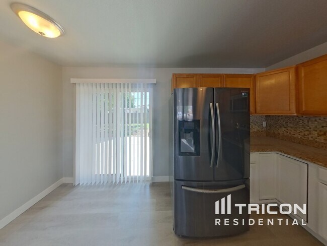 Foto del edificio - 1129 Florence Ave