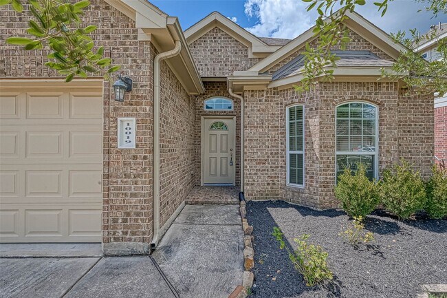 Foto del edificio - 10019 Taylor Springs Ln