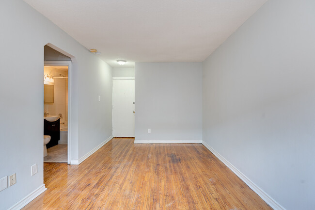 Building Photo - 38 Lambton Ave