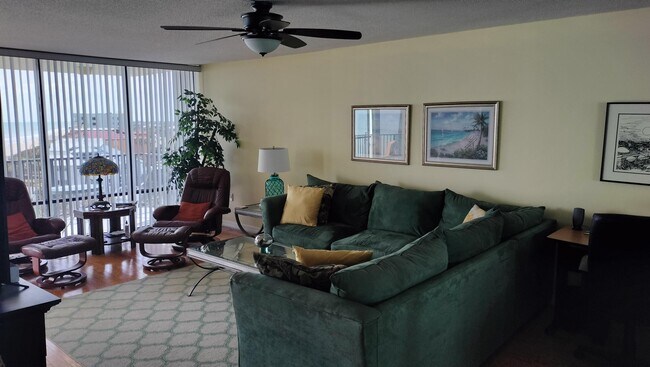 Building Photo - 1343 Florida A1A