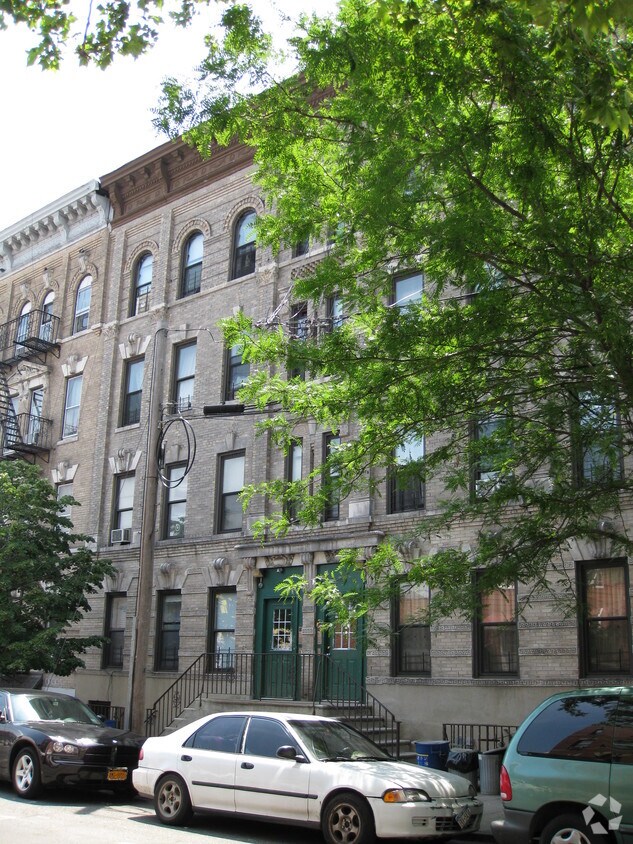 Building Photo - 158A Dupont St