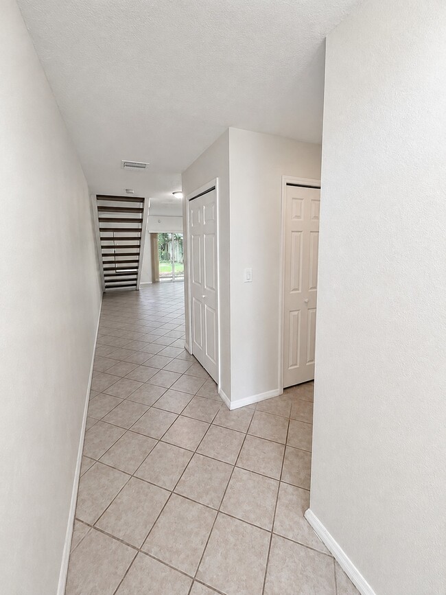 Building Photo - 2772 Gray Fox Ln